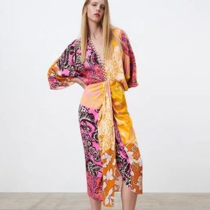 Zara Dress (NEVER WORN)